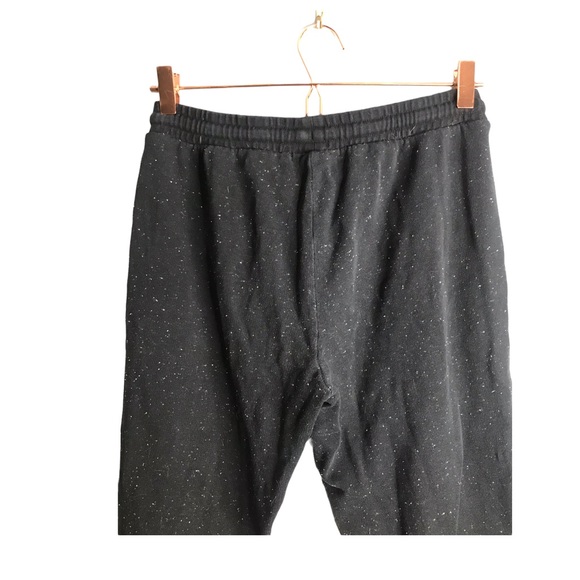 Forever 21 | Black & White high rise jogger sweatpants - Picture 5 of 10